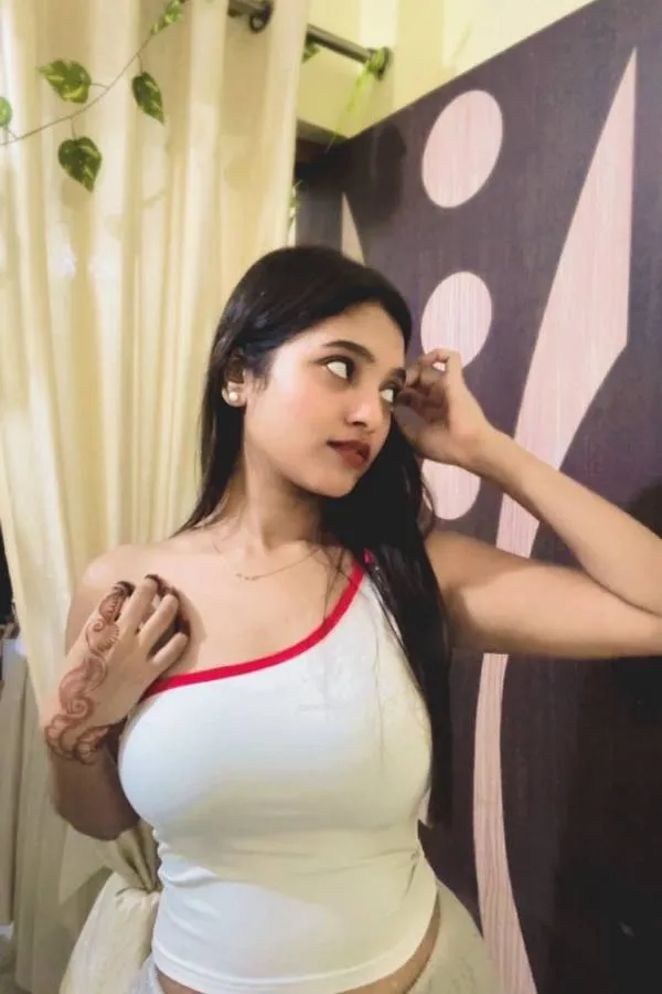 Diya Colaba escort profile